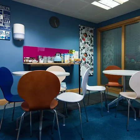 Hostel Russell Scott Backpackers Λιντς
