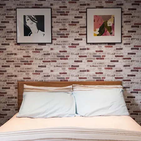 Russell Scott Backpackers Hostel Leeds