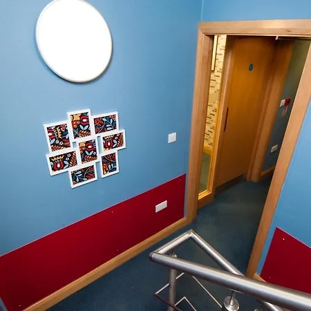 旅馆 Russell Scott Backpackers