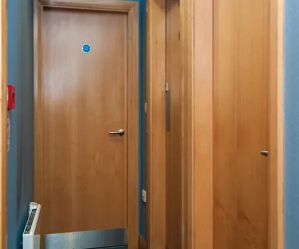 Russell Scott Backpackers * Leeds (West Yorkshire)